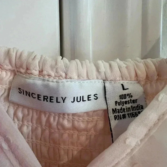 Sincerly Jules Blush Pink Flutter Sleeve Romper Size Large NWT - Picture 3 of 5